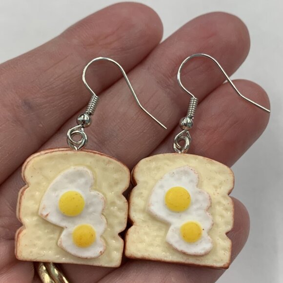 Toast Earring, Egg Earring, Funny Food Earring, Gift Idea, Silly Earring, Cook - Picture 3 of 5